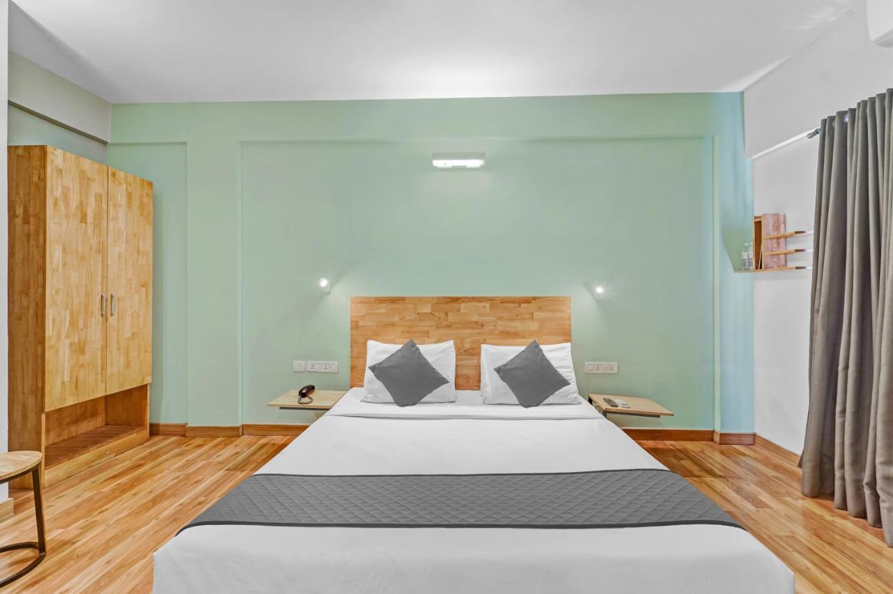 Upar Hotels Indiranagar Бангалор Экстерьер фото